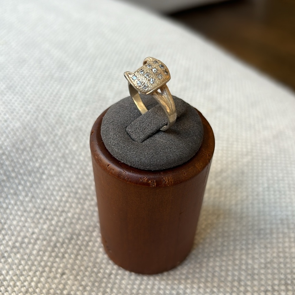 925 silver ring with stones